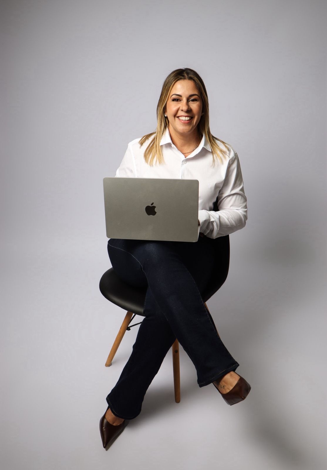 Lidiane Tostes, psicanalista